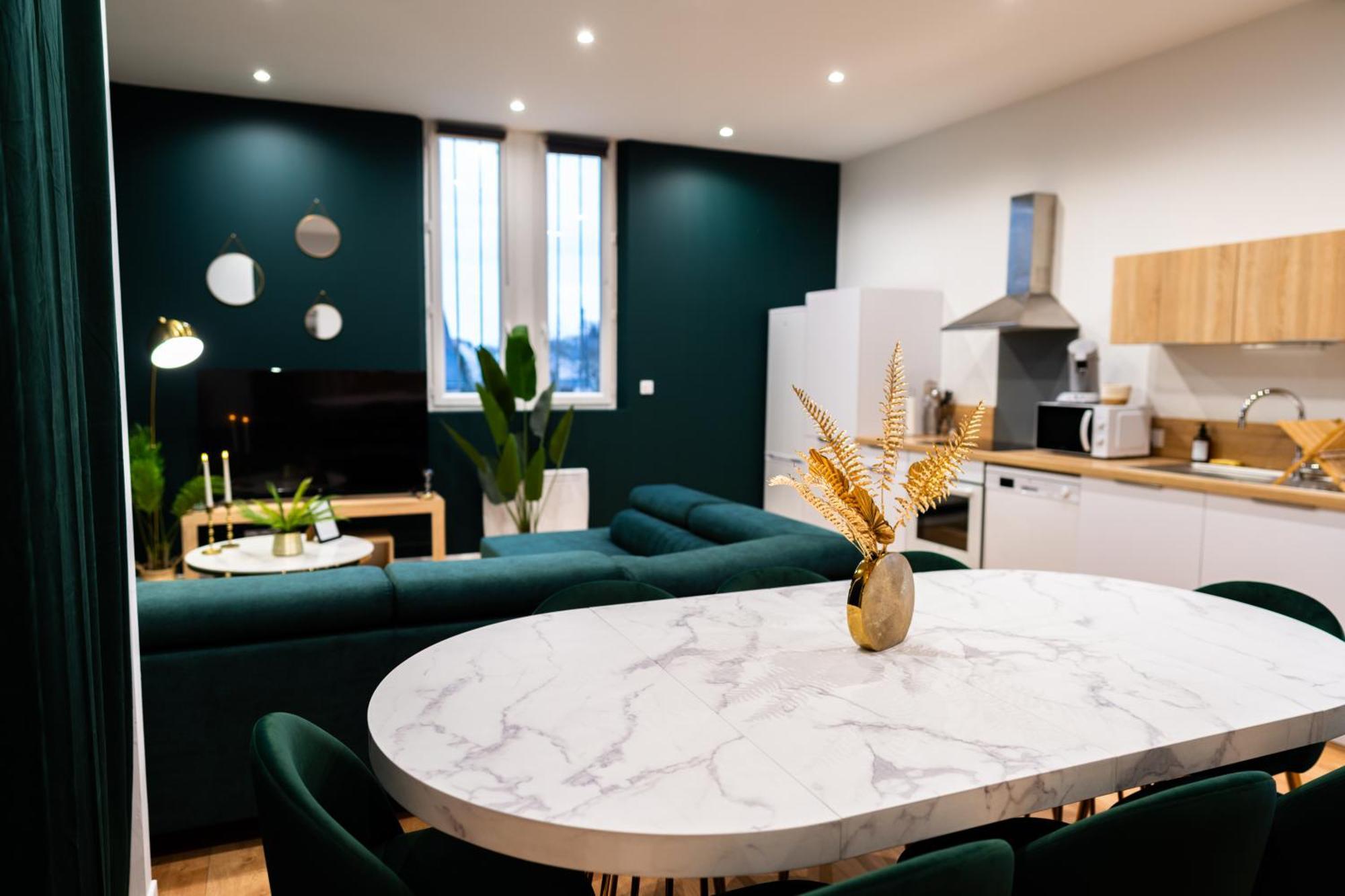 סומור Grand Loft Familial 4 Chambres Avec Parking Prive מראה חיצוני תמונה